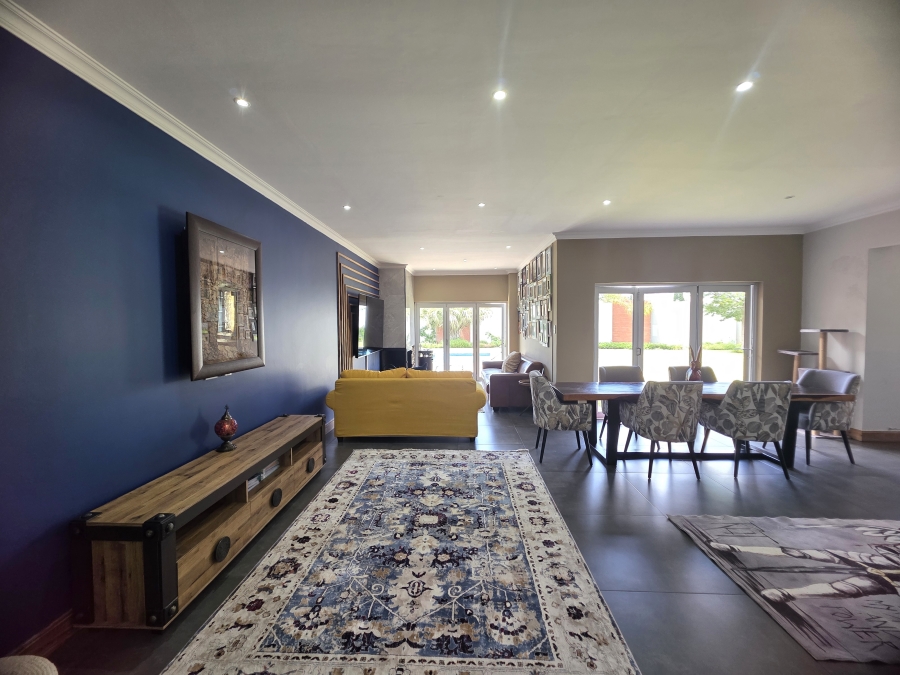 5 Bedroom Property for Sale in St Helena Free State